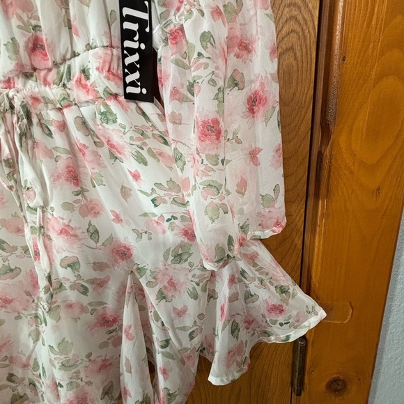 Trixxi Floral Pink and White Romper - Picture 8 of 10